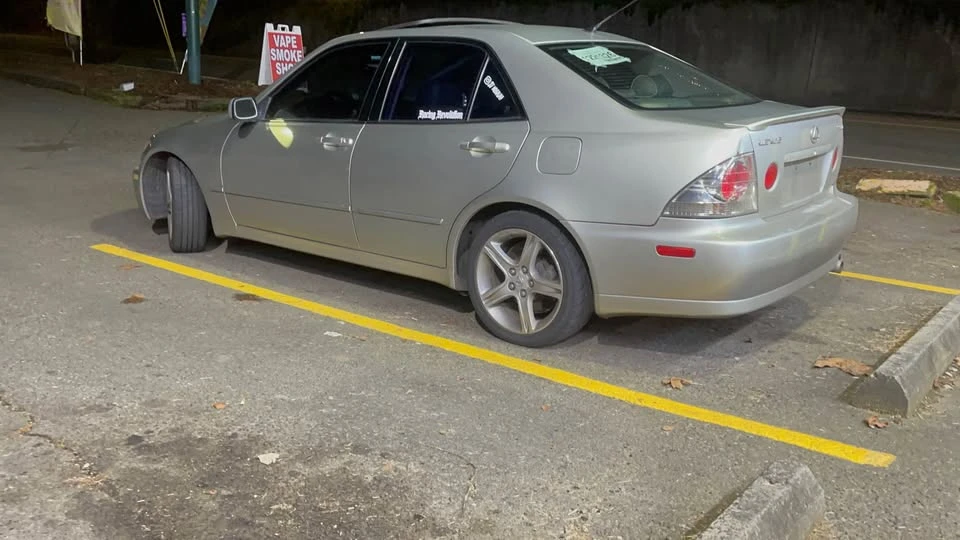 2002 Lexus IS 1st Gen - Image 8 of 10