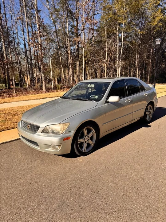2002 Lexus IS 1st Gen - Image 3 of 13