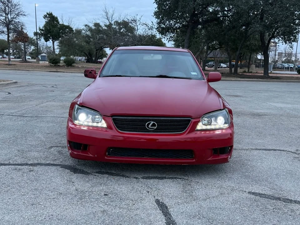2002 Lexus IS 1st Gen - Image 2 of 11