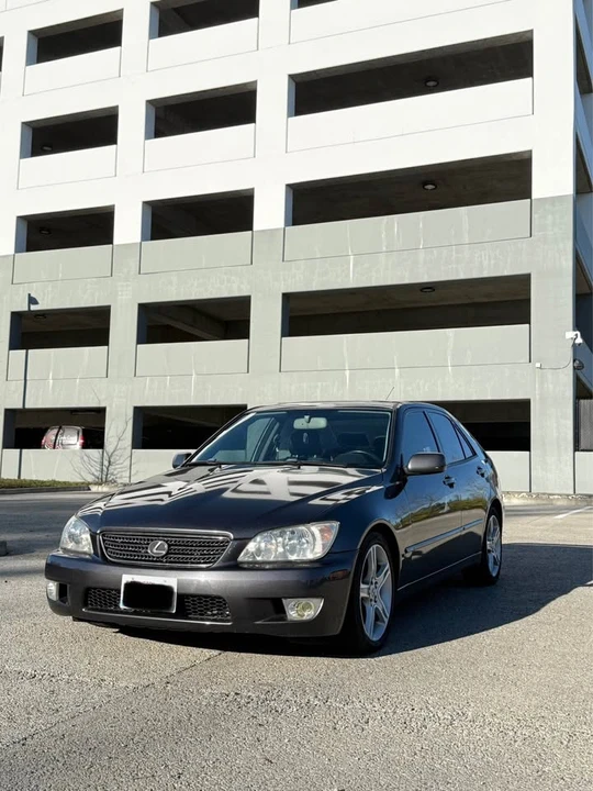 2002 Lexus IS 1st Gen - Image 2 of 16