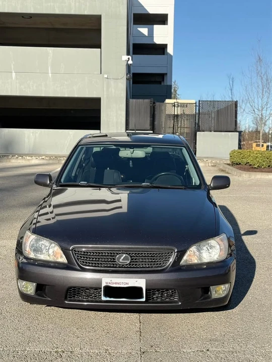 2002 Lexus IS 1st Gen - Image 4 of 16