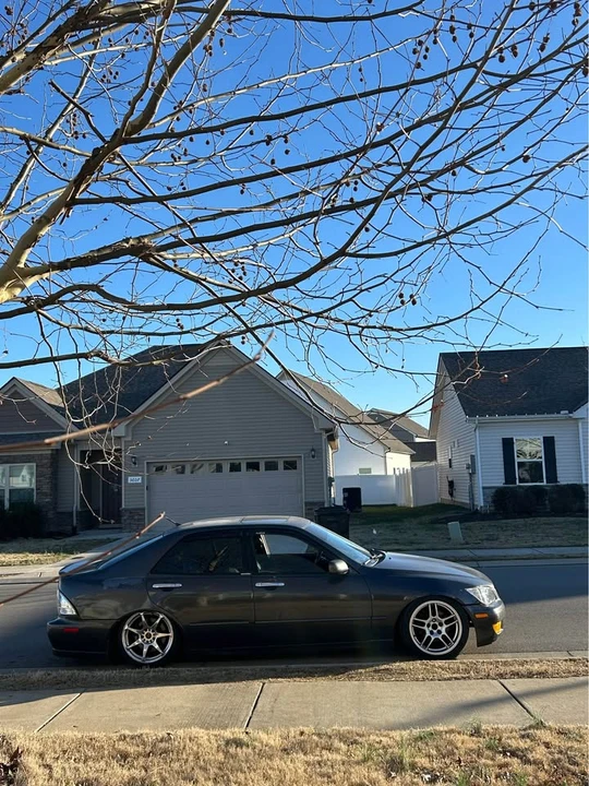 2002 Lexus IS 1st Gen - Image 3 of 4