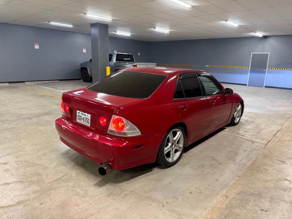 2002 Lexus IS 1st Gen - Image 2 of 4