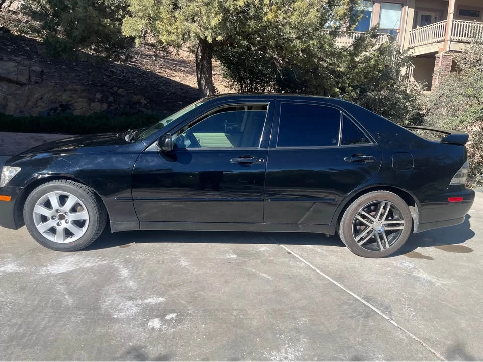 2002 Lexus IS 1st Gen - Image 3 of 9