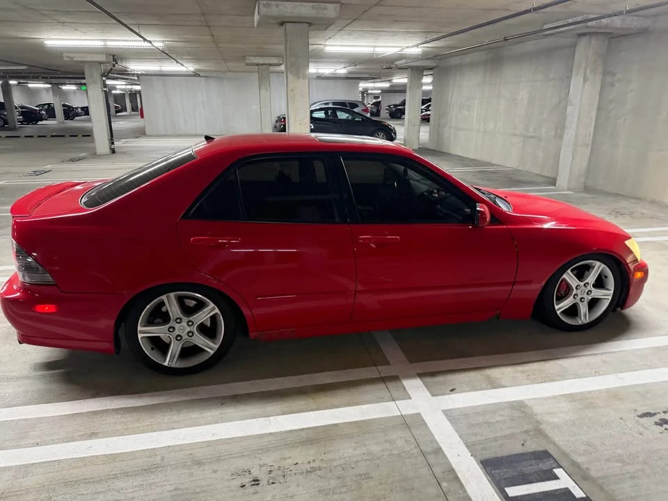 2002 Lexus IS 1st Gen - Image 5 of 8