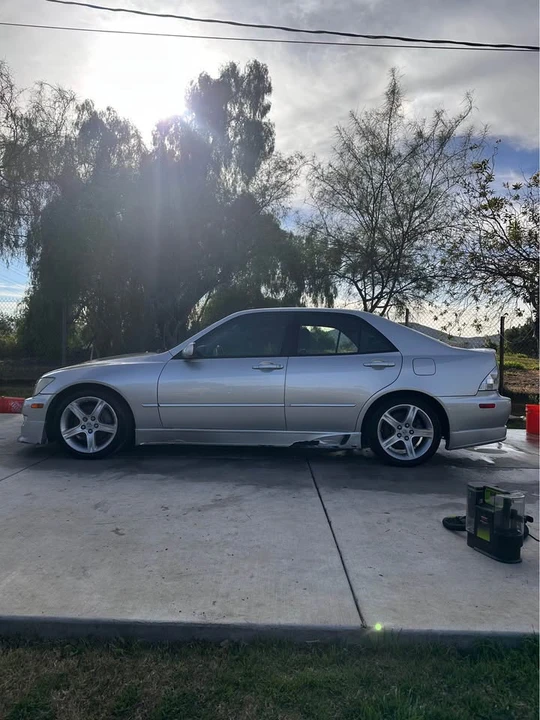 2002 Lexus IS 1st Gen - Image 2 of 16