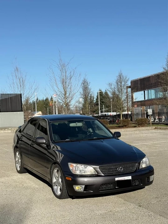2002 Lexus IS 1st Gen - Image 3 of 16