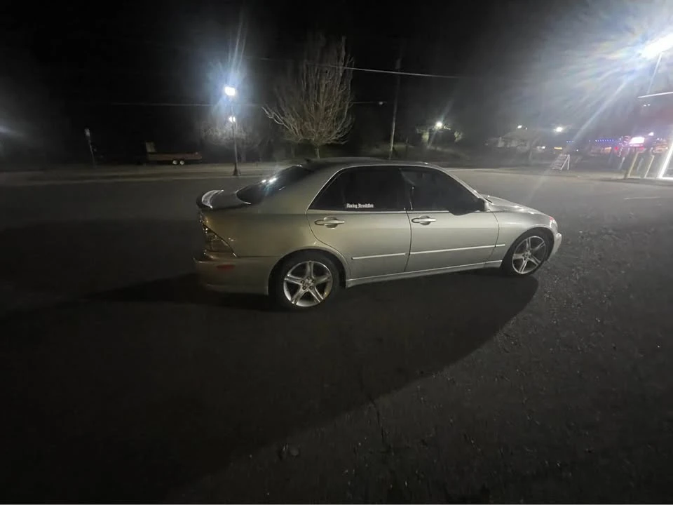 2002 Lexus IS 1st Gen - Image 10 of 10