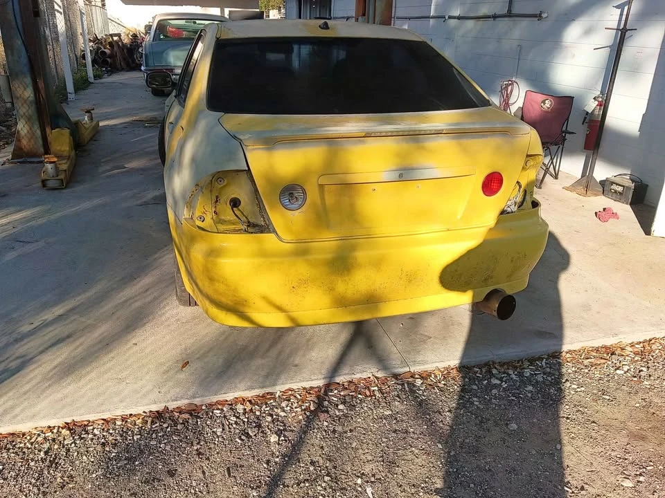 2002 Lexus IS 1st Gen - Image 8 of 17