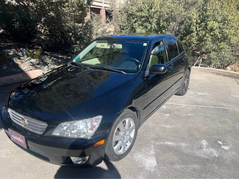 2002 Lexus IS 1st Gen - Image 2 of 9