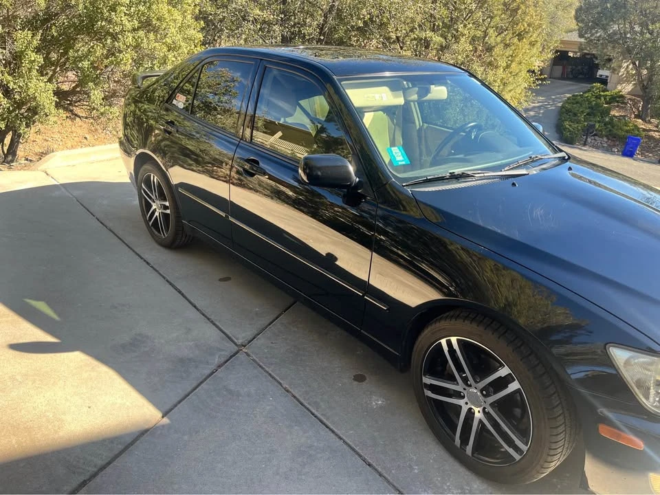 2002 Lexus IS 1st Gen - Image 6 of 9