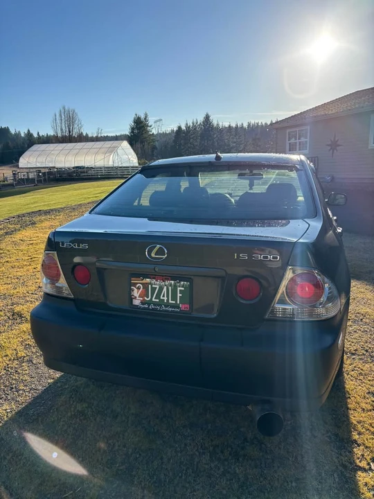 2002 Lexus IS 1st Gen - Image 4 of 20