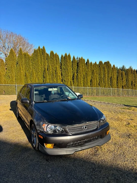2002 Lexus IS 1st Gen - Image 2 of 20