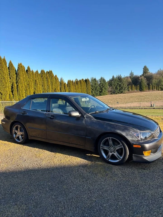 2002 Lexus IS 1st Gen - Image 5 of 20