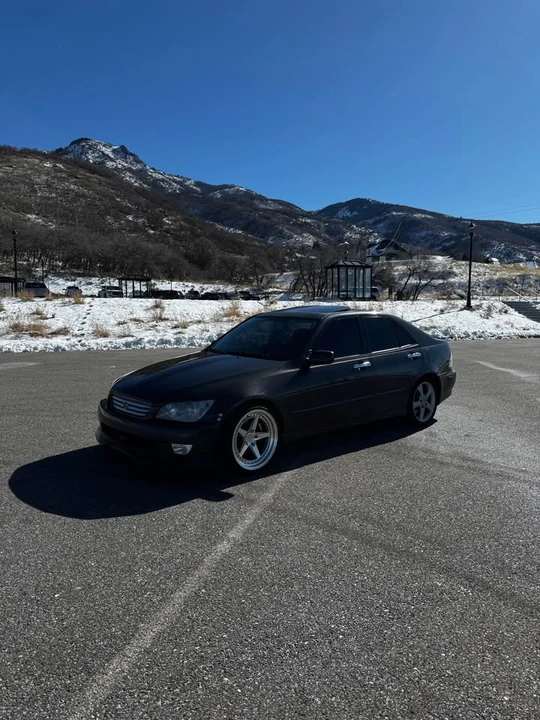 2002 Lexus IS 1st Gen - Image 3 of 5