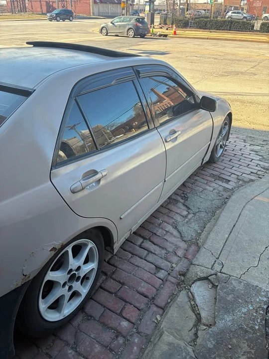 2002 Lexus IS 1st Gen - Image 7 of 16