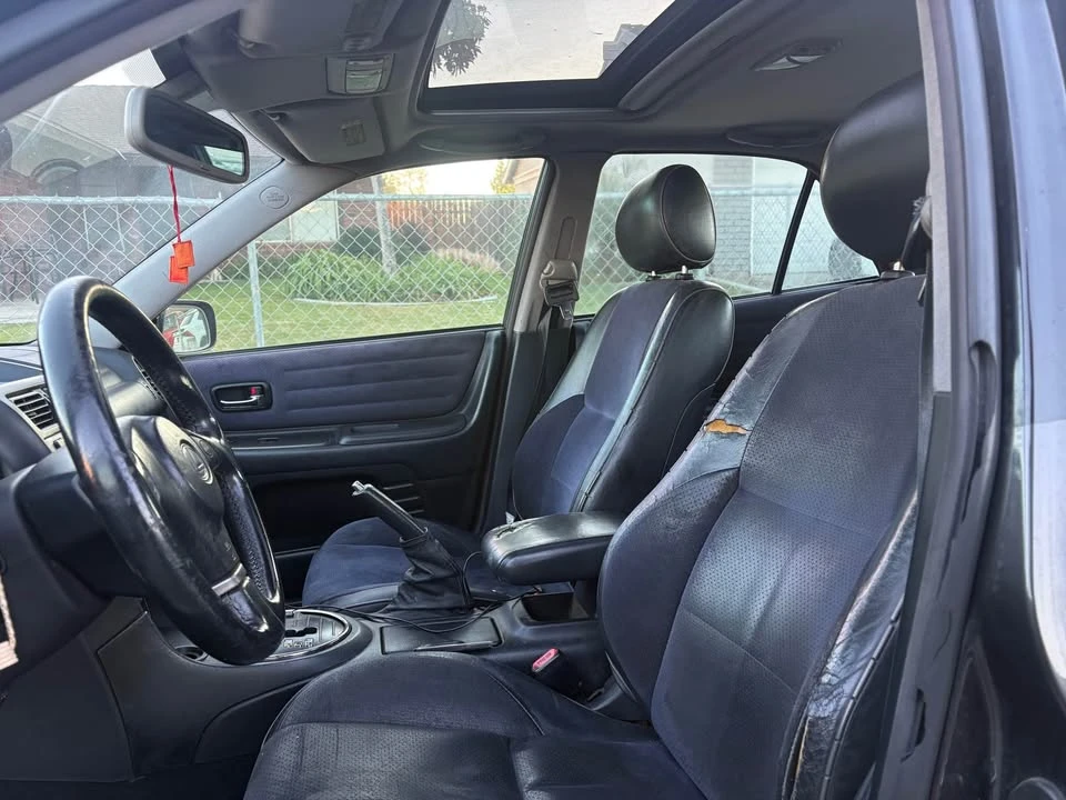 2002 Lexus IS 1st Gen - Image 5 of 7
