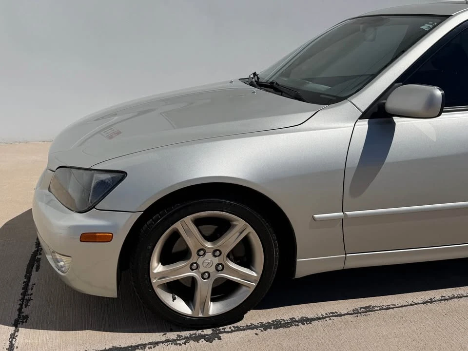 2002 Lexus IS 1st Gen - Image 3 of 20