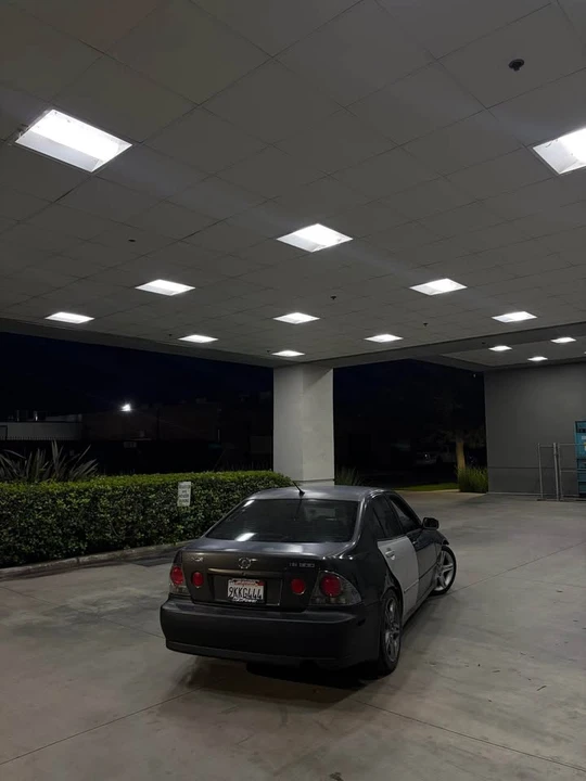 2002 Lexus IS 1st Gen - Image 3 of 10