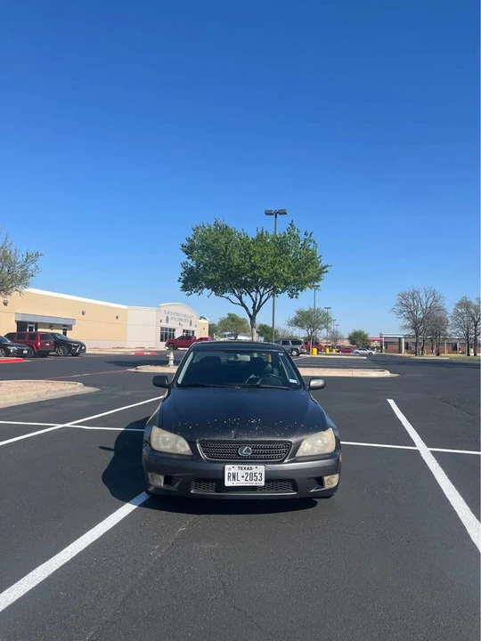 2002 Lexus IS 1st Gen - Image 2 of 19