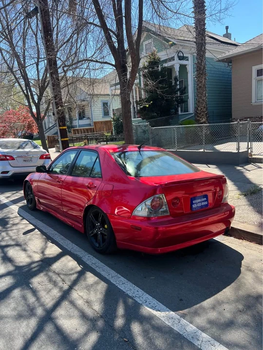 2002 Lexus IS 1st Gen - Image 4 of 11