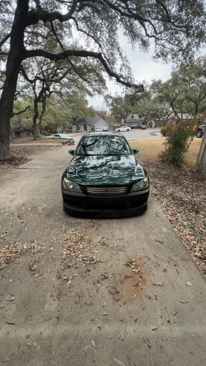 2002 Lexus IS 1st Gen - Image 2 of 6