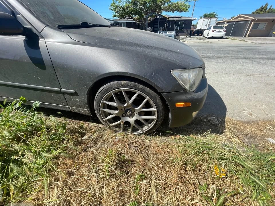 2002 Lexus IS 1st Gen - Image 7 of 16