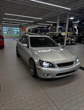 2002 Lexus IS 300 Sedan