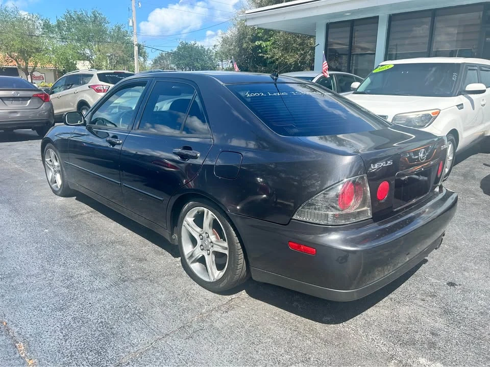 2002 Lexus IS 1st Gen - Image 6 of 7