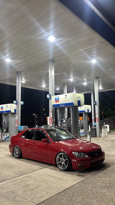 2002 Lexus IS 1st Gen - Image 4 of 6