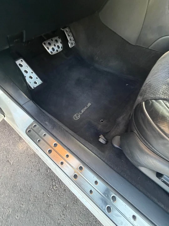 2002 Lexus IS 1st Gen - Image 7 of 11
