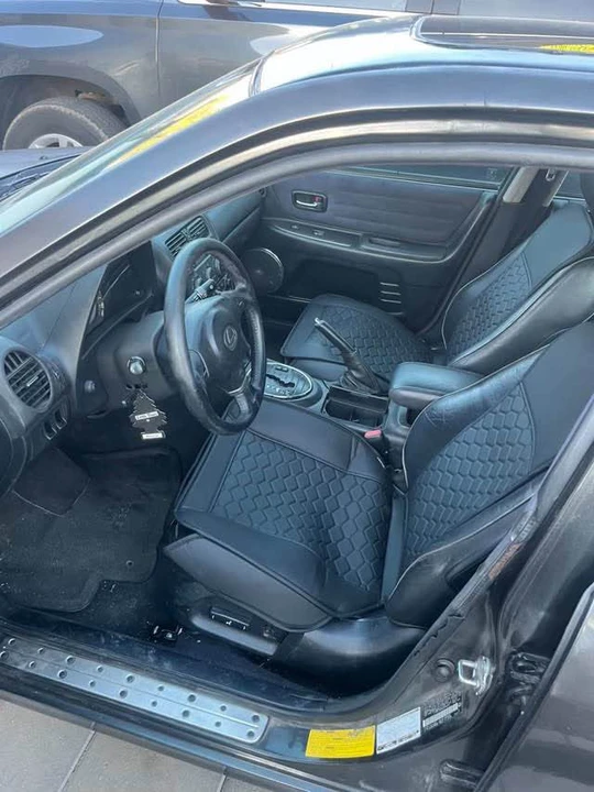 2002 Lexus IS 1st Gen - Image 3 of 7