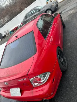 2002 Lexus IS 300 Sedan