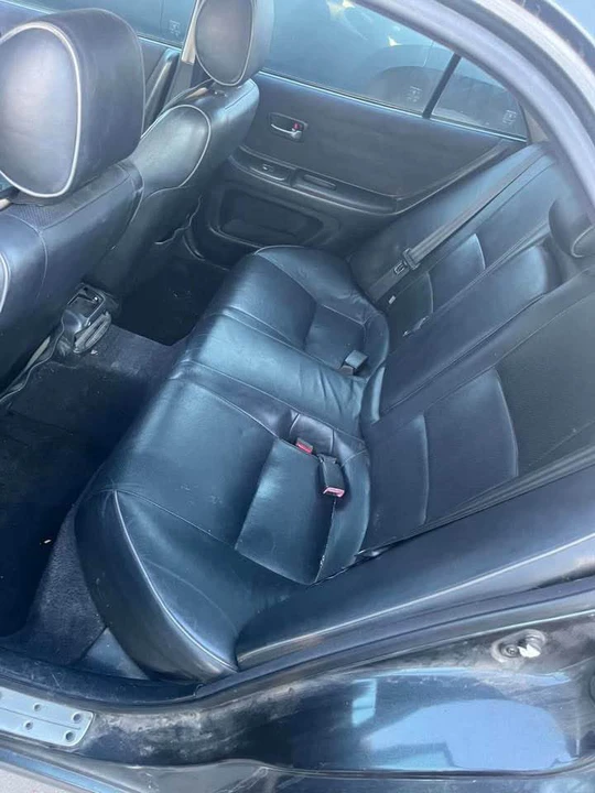 2002 Lexus IS 1st Gen - Image 5 of 8