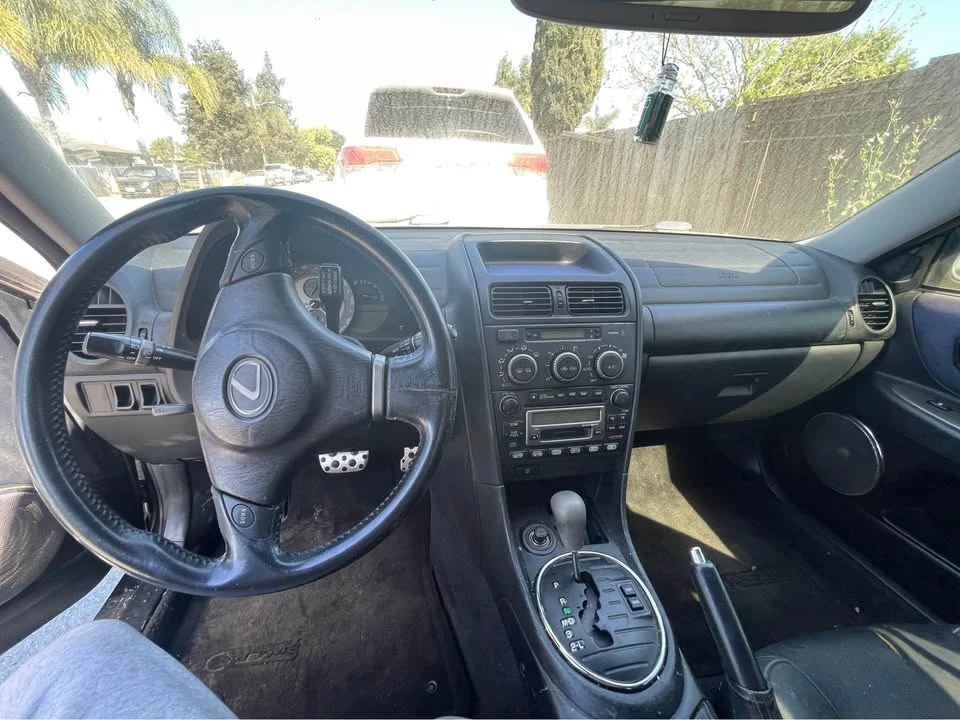 2002 Lexus IS 1st Gen - Image 14 of 16
