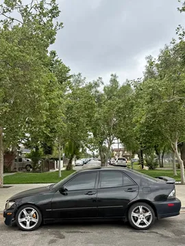 2002 Lexus IS 300 Sedan