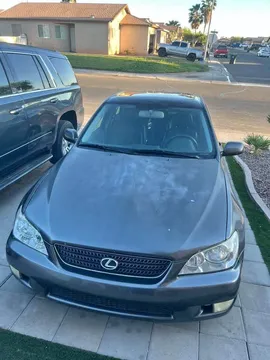 2002 Lexus IS 300 Sedan 4D
