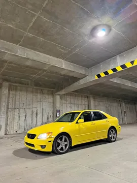 2002 Lexus IS 300 Sedan