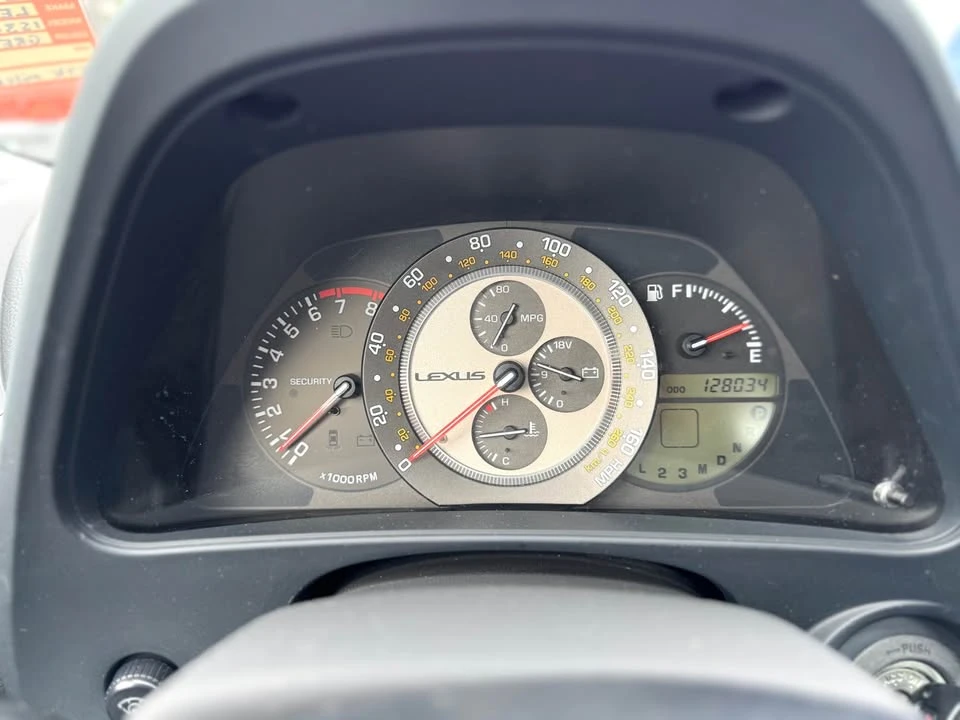 2002 Lexus IS 1st Gen - Image 10 of 12