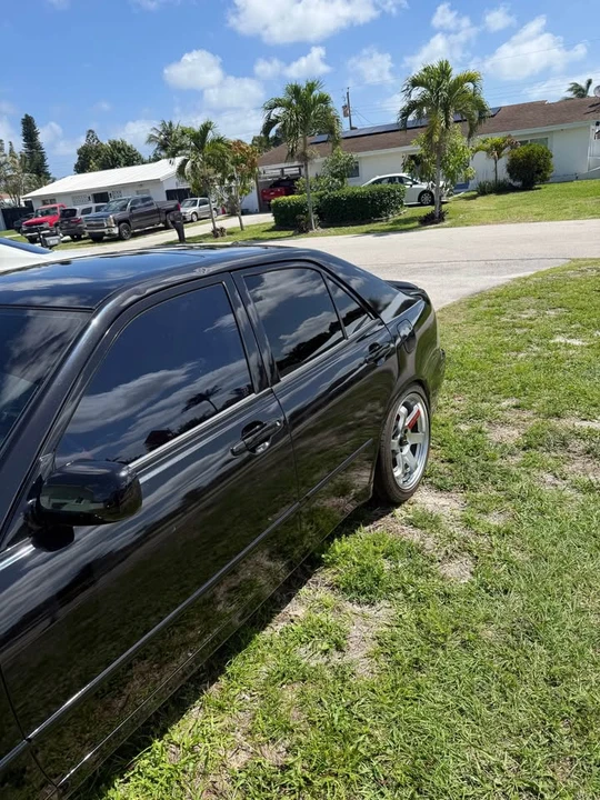 2002 Lexus IS 1st Gen - Image 3 of 20