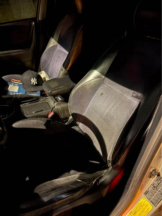 2002 Lexus IS 1st Gen - Image 13 of 15