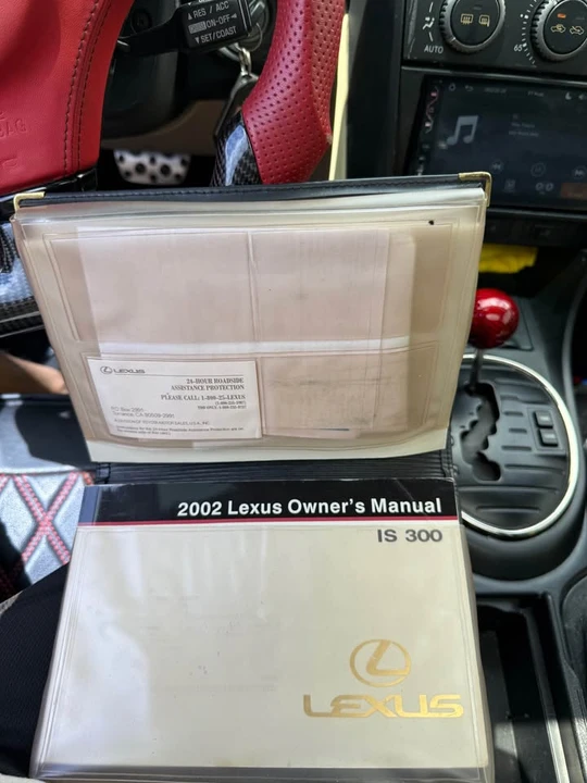 2002 Lexus IS 1st Gen - Image 16 of 20
