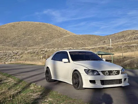 2002 Lexus IS 300 Sedan