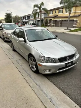 2002 Lexus IS 300 Sedan