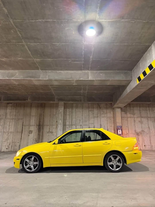 2002 Lexus IS 1st Gen - Image 3 of 9