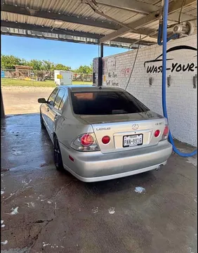 2002 Lexus IS 300 Sedan