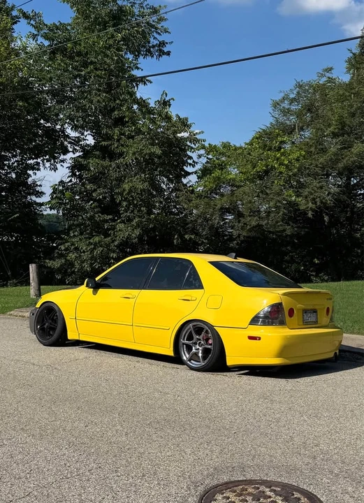 2002 Lexus IS 1st Gen - Image 12 of 12