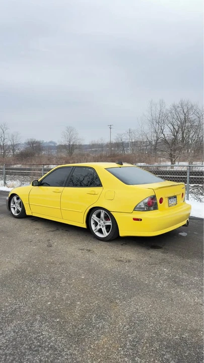 2002 Lexus IS 1st Gen - Image 4 of 12