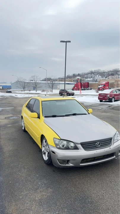 2002 Lexus IS 1st Gen - Image 2 of 12