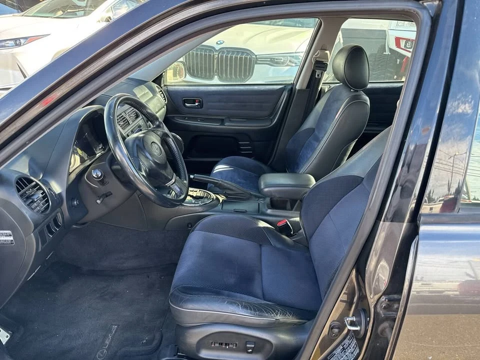 2002 Lexus IS 1st Gen - Image 8 of 12